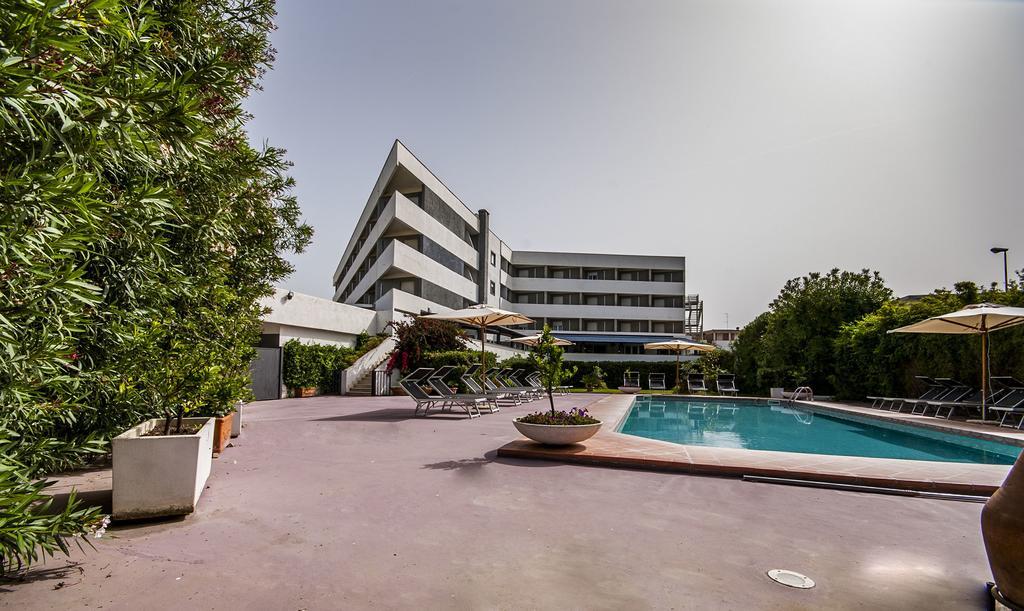 Hotel Enterprise Montalto di Castro Dış mekan fotoğraf
